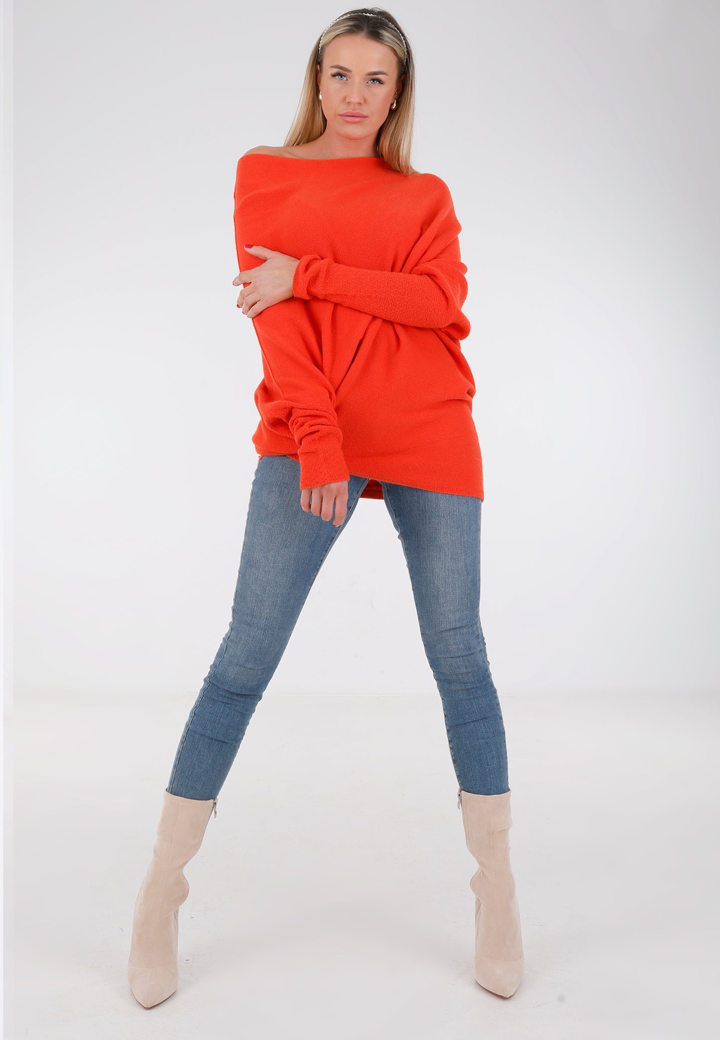 "Casual Chic: Asymmetrischer Pullover in Longform"