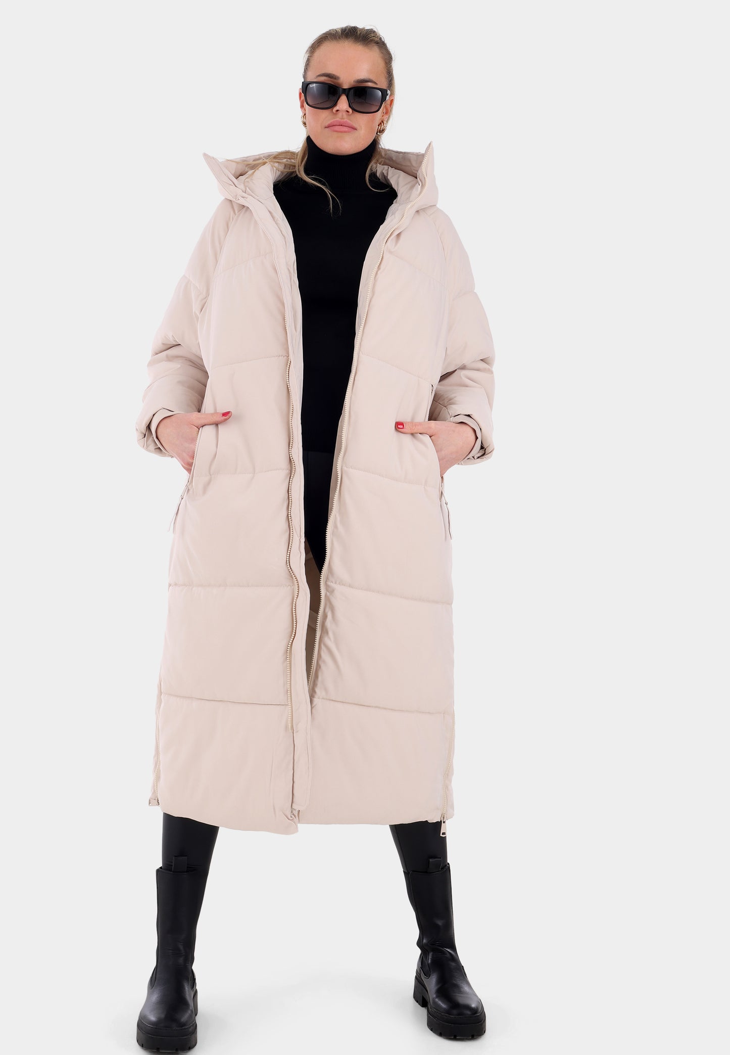 Oversized Steppmantel mit XXL-Kapuze
