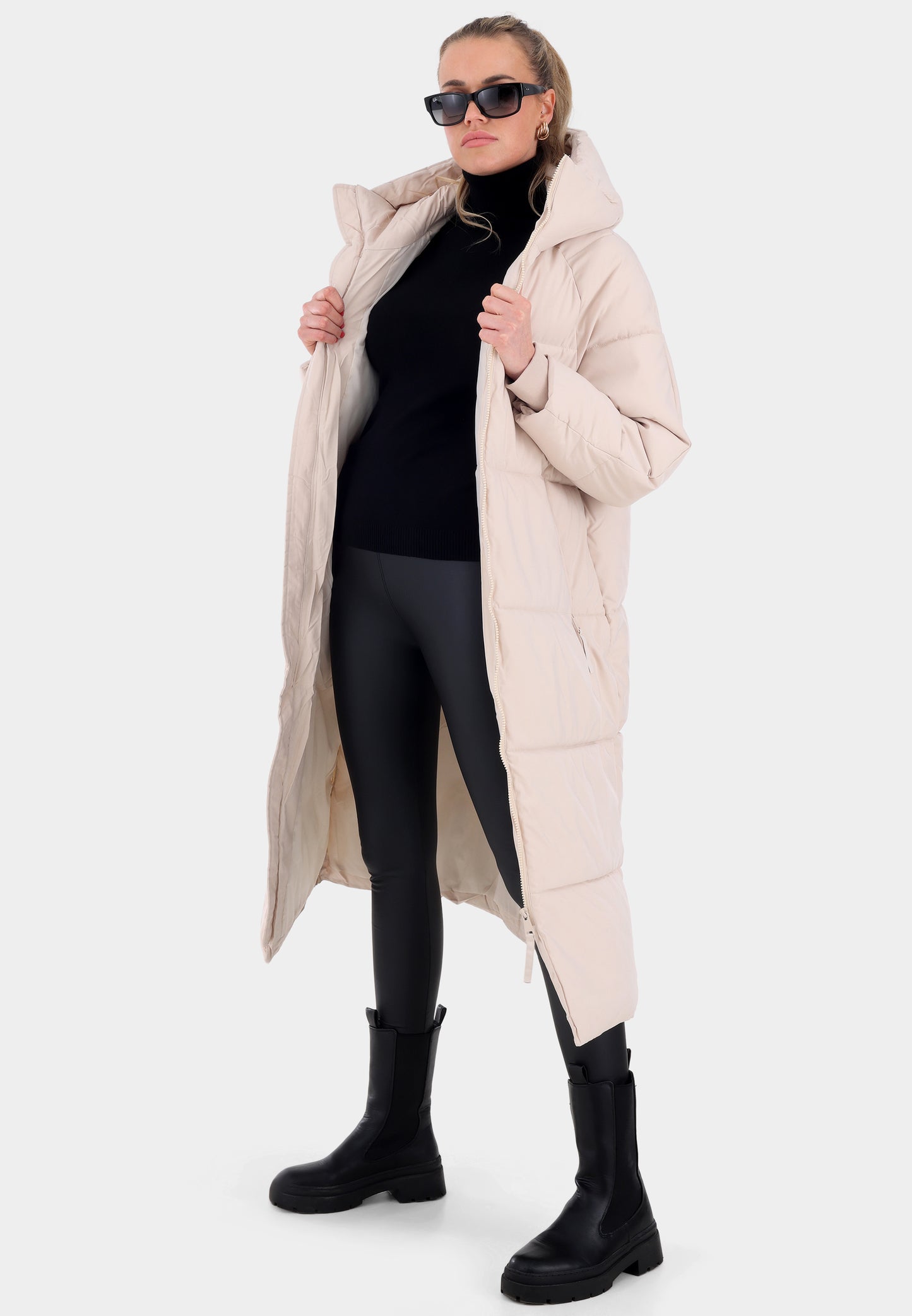 Oversized Steppmantel mit XXL-Kapuze