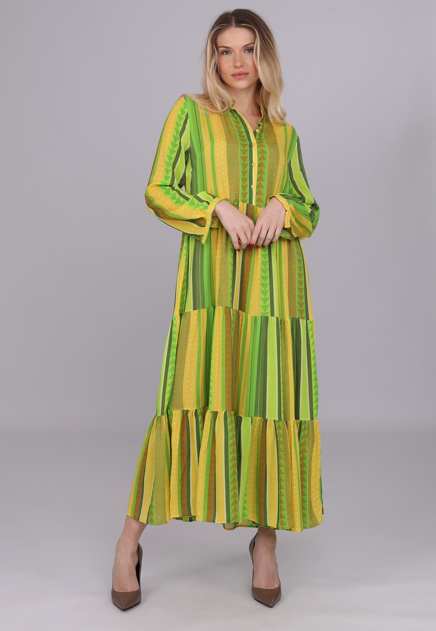 Sommerkleid in Neon-Grün mit Streifenmuster aus 100 % Viskose