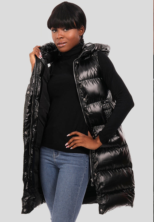 Glänzende Wattierte Weste mit Kapuze