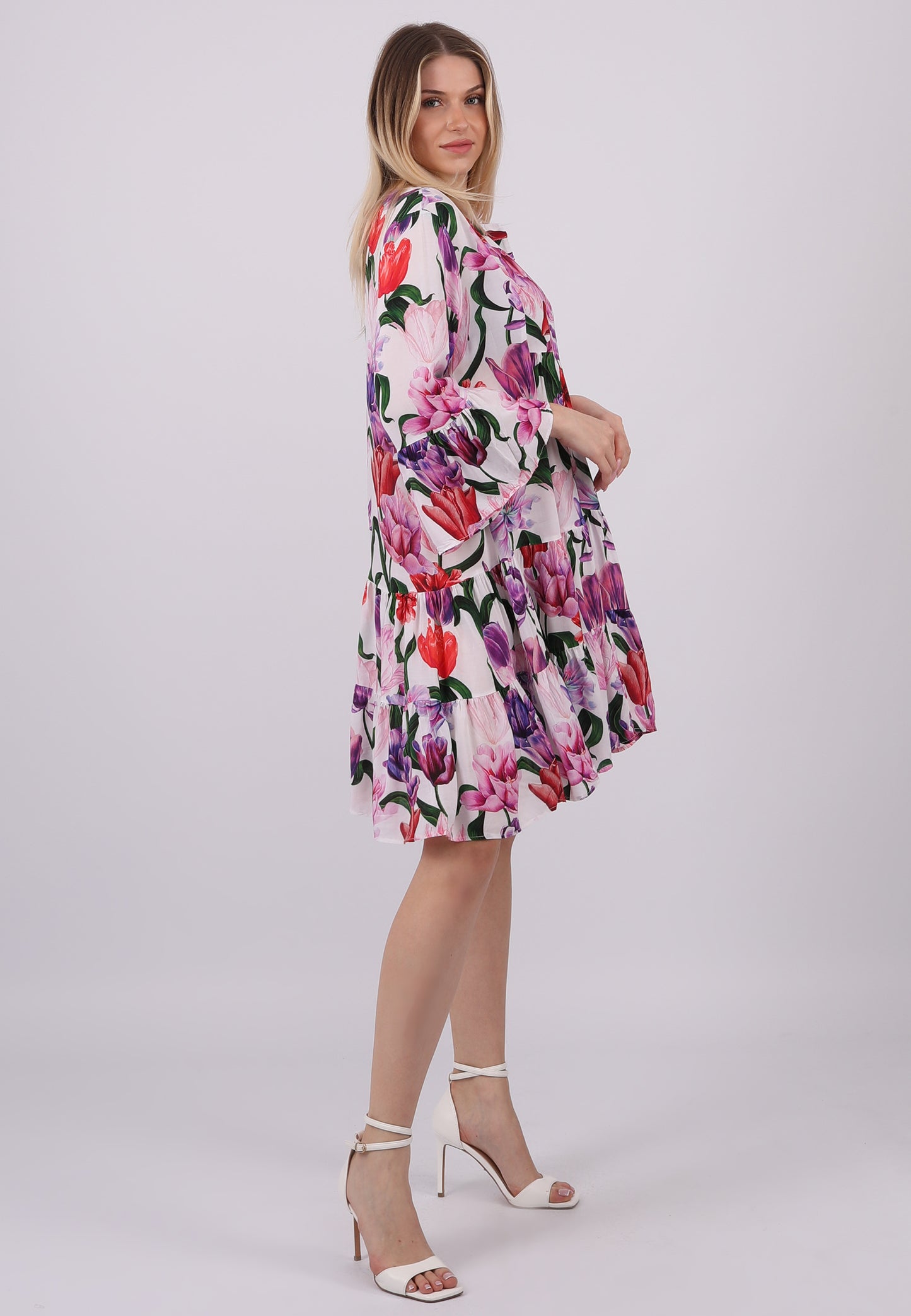 "Floraler Ibiza-Chic" – Tunika mit exotischem Blütenprint