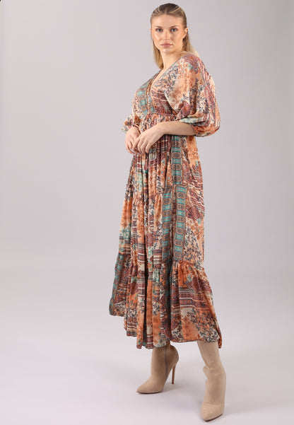 Boho-Chic Maxikleid mit tiefem Ausschnitt und Einschubtaschen