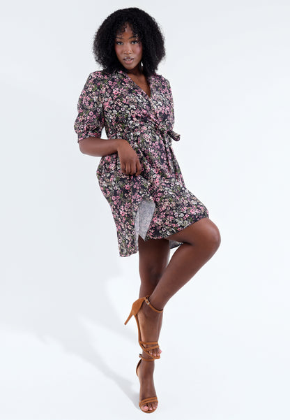 Minikleid mit Blumenprint und Bindegürtel – One Size (34–38)