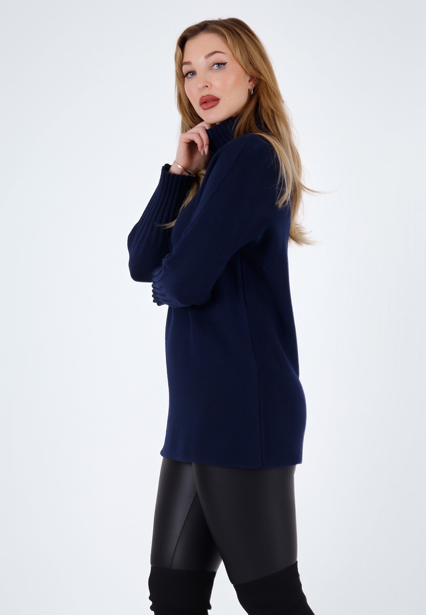 Strickpullover Feinstrick-Longpullover mit Stehkragen (One Size 34–42)